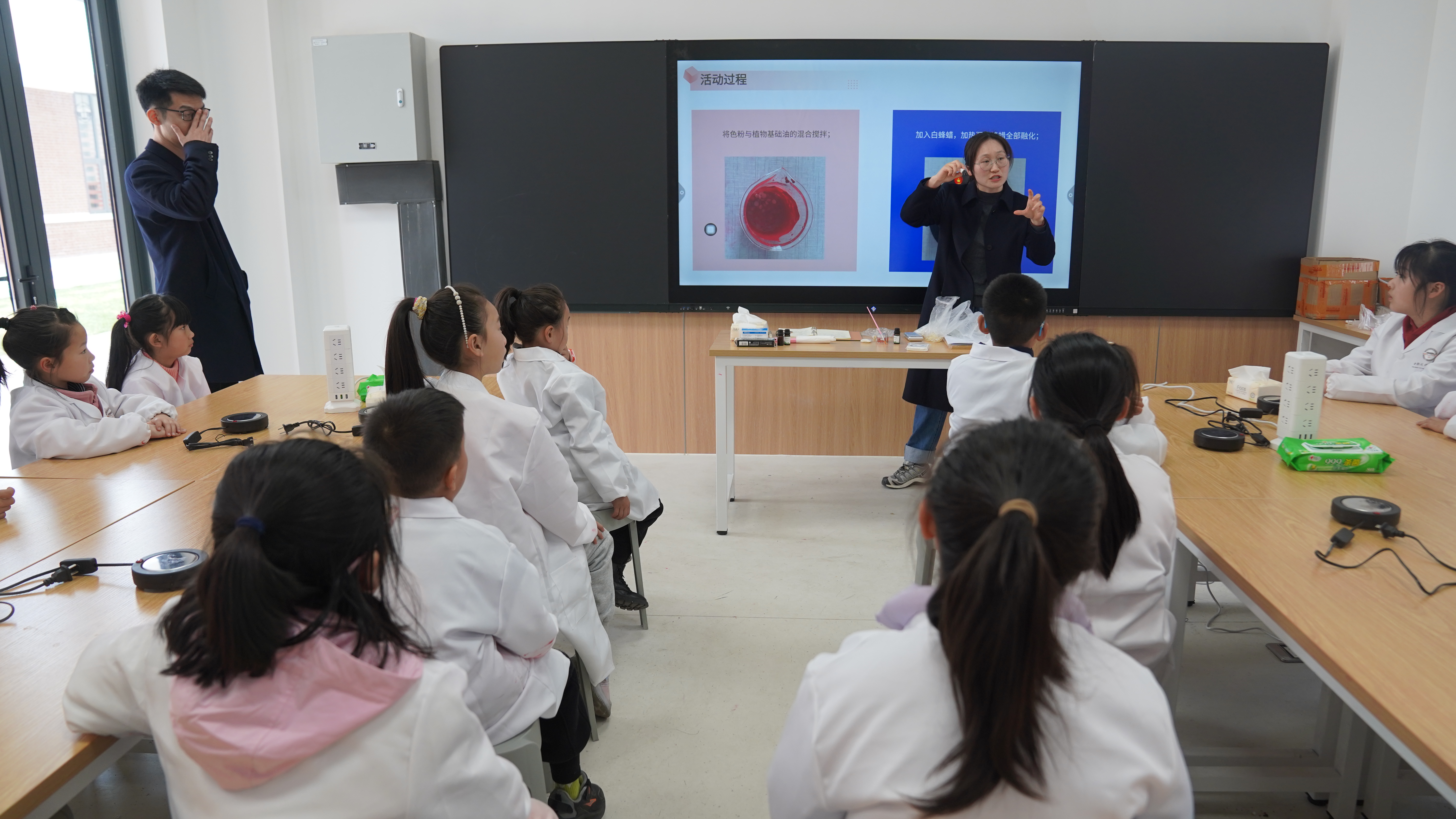 色度实验室 (1).JPG